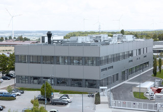 Neubau Halle 4 - Bausch+Ströbel Neubau Halle 4 - Bausch+Ströbel