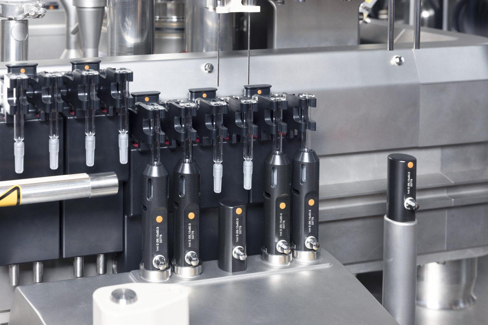 High-precision syringe filling machines for sterile drug manufacturing